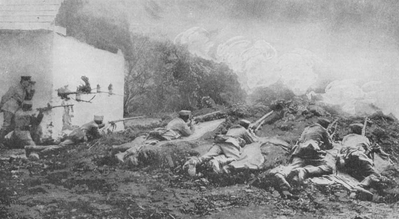 Германские солдаты стреляют сквозь облако с газом