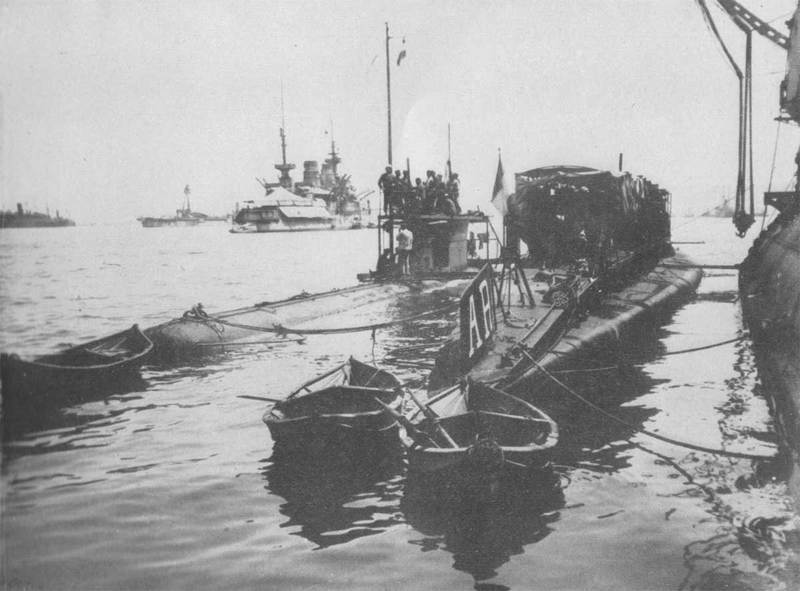 Французские подводные лодки в Мадрасе