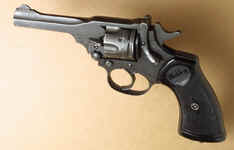 Револьвер Webley
